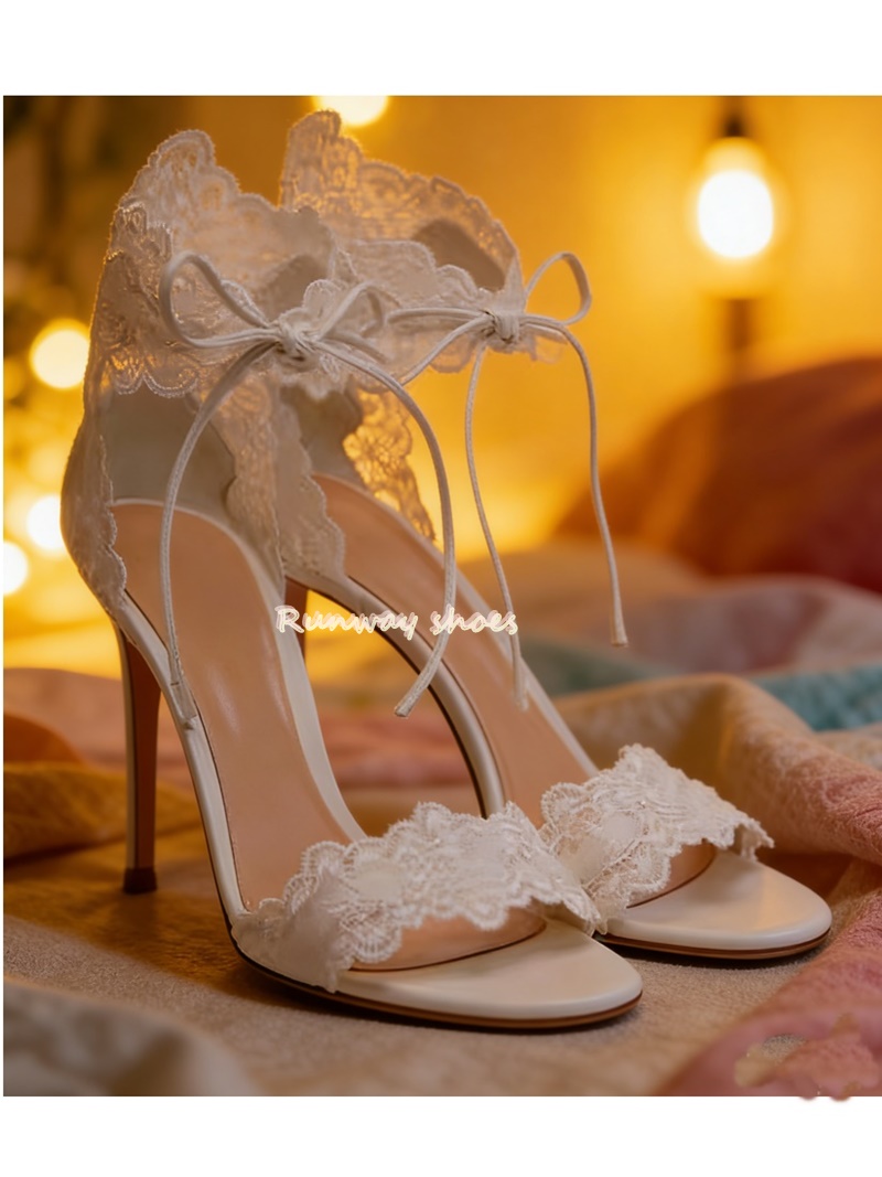 Chaussures de mariage blanches - Bandage avis et prix
